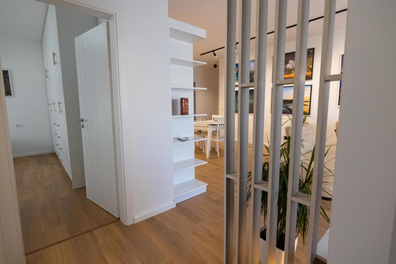 Victoria Lungomare Apartment Vlorë Esterno foto