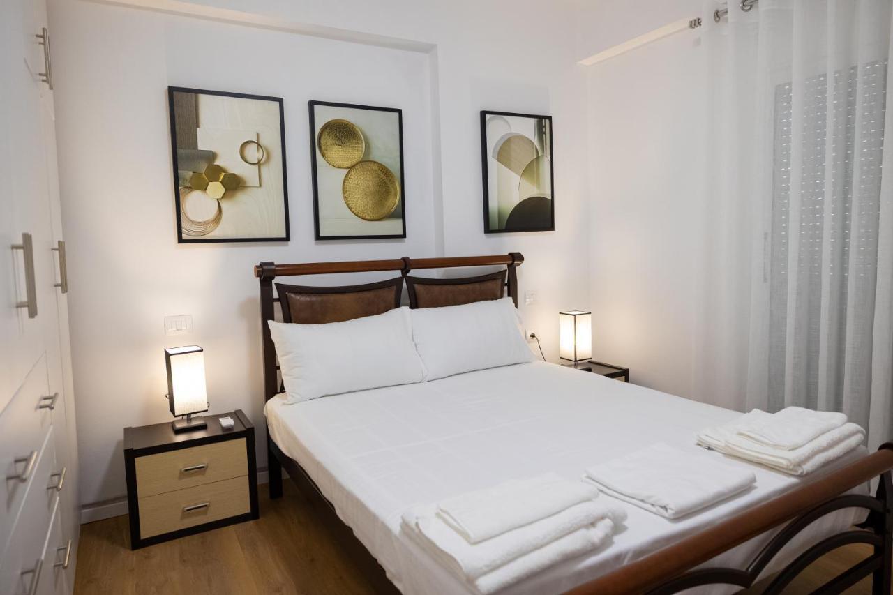 Victoria Lungomare Apartment Vlorë Esterno foto