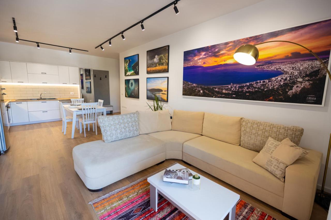 Victoria Lungomare Apartment Vlorë Esterno foto