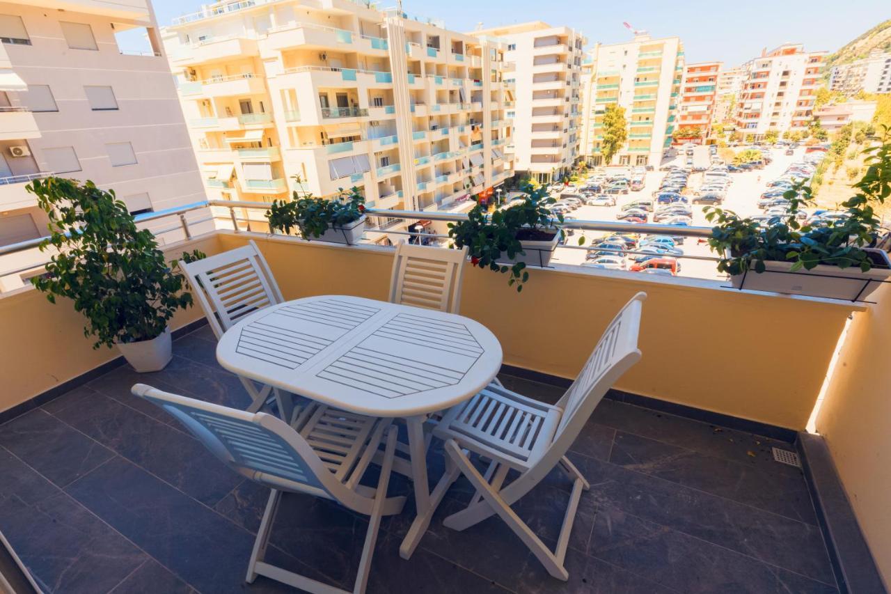 Victoria Lungomare Apartment Vlorë Esterno foto